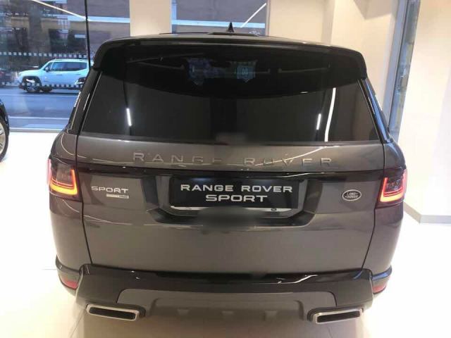 2018款路虎揽胜运动柴油版3.0 贵族至爱车