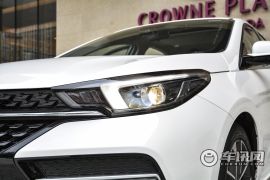 奇瑞汽车-艾瑞泽GX-1.5T 自动睿色版