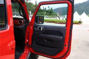 Jeep(进口)-牧马人-2.0T Sahara四门版