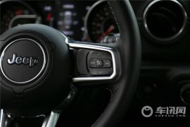 Jeep(进口)-牧马人-2.0T Sahara四门版