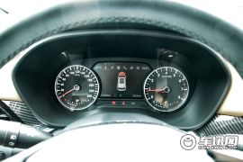 华晨中华-中华V7-280T DCT旗舰型 5座