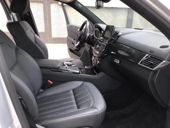 18款奔驰GLS450，高档汽车品牌之一，土豪的选择！