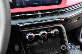 长安汽车-长安CS15-2019款全新CS15