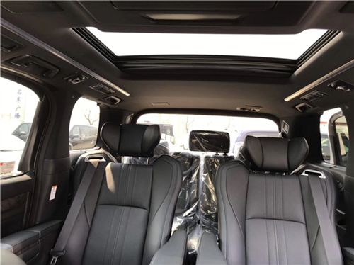 丰田埃尔法低配多少钱 颜色齐 百万神车MPV