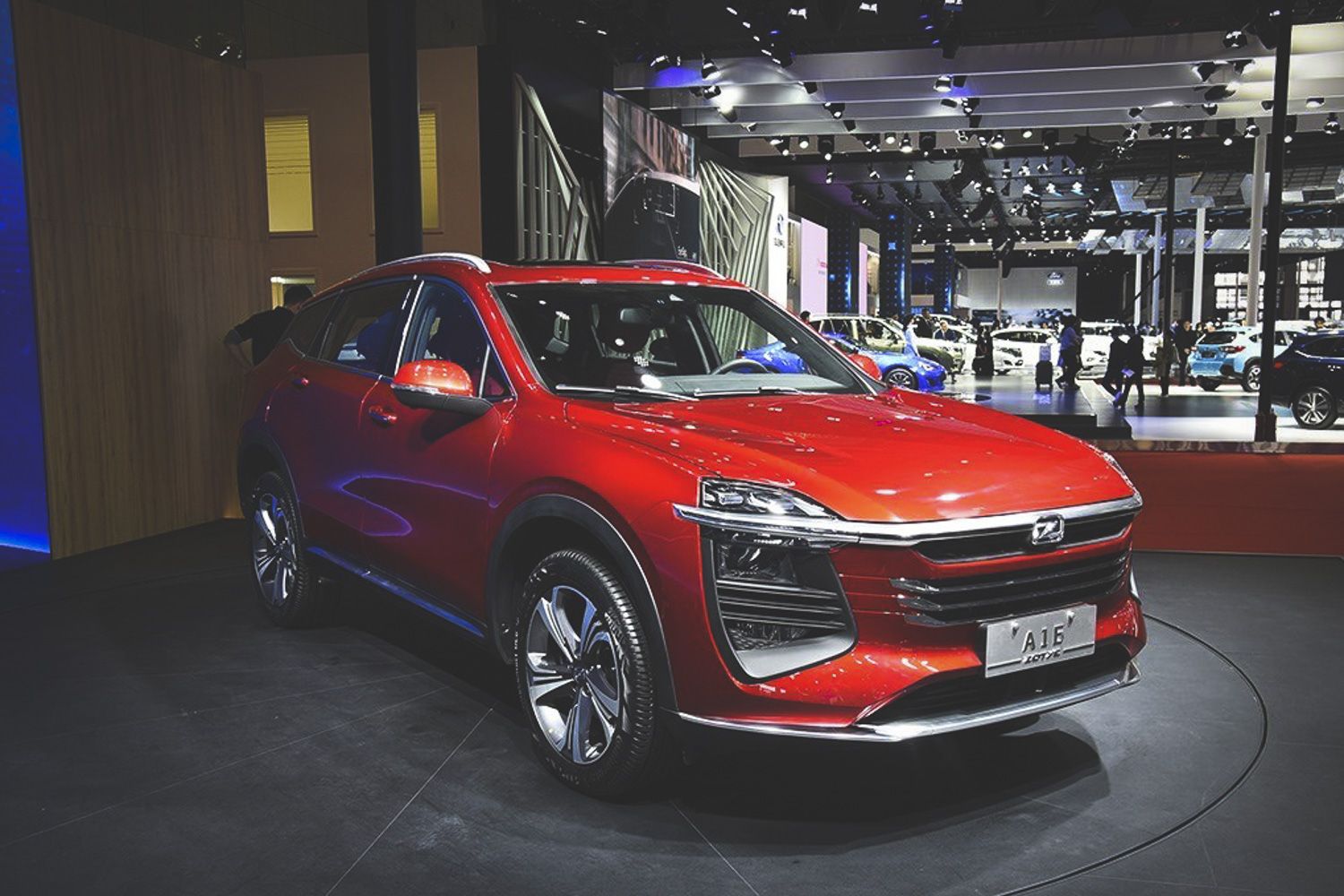 众泰推全新紧凑型SUV 将于第三季度上市