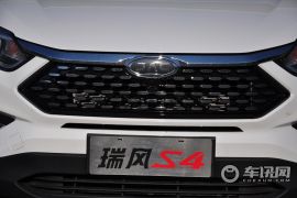 江淮汽车-江淮瑞风S4-1.5T CVT探索型