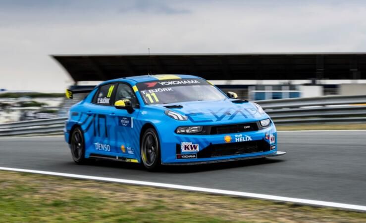 领克车队包揽2019WTCR荷兰站首场赛冠亚军