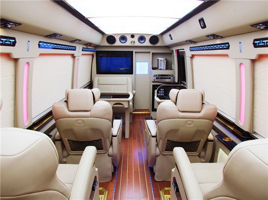 车市资讯丰田考斯特中巴16座17座多少钱 