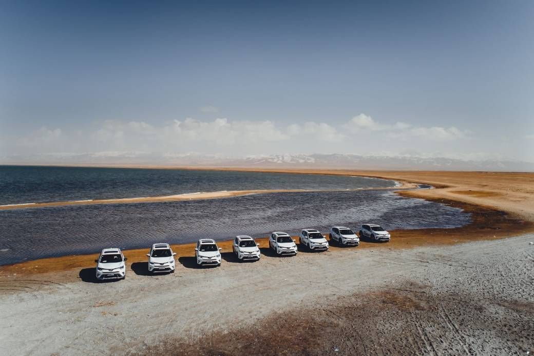 有颜有型有实力,RAV4荣放给你不一样的feel