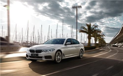 买车到底该听谁的？BMW 5系有话说 