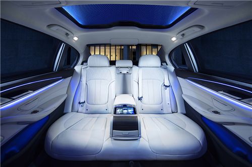 买车到底该听谁的？BMW 5系有话说 