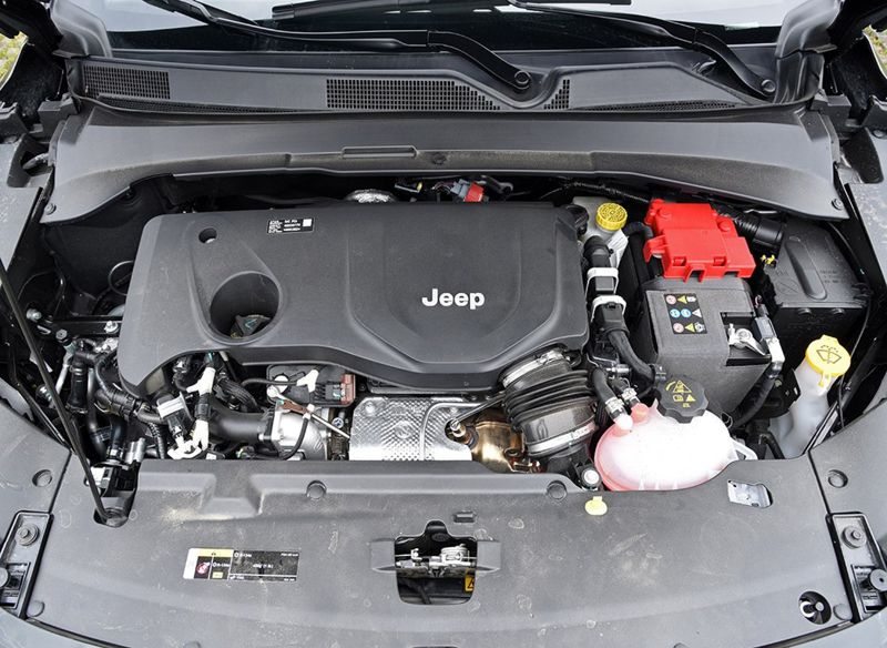 Jeep指南者综合优惠2.3万元 现车销售  