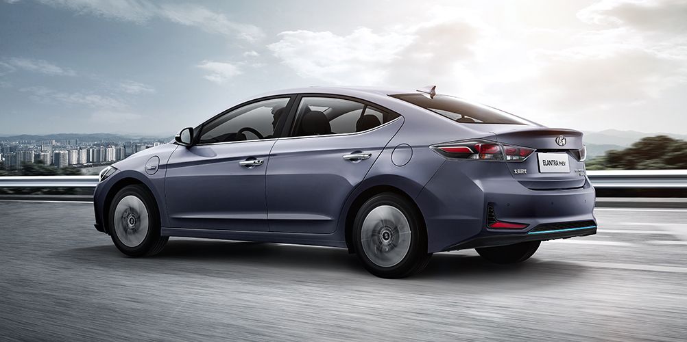 秒变耐力选手,让纯电用户转粉的PHEV 2.0时代来了