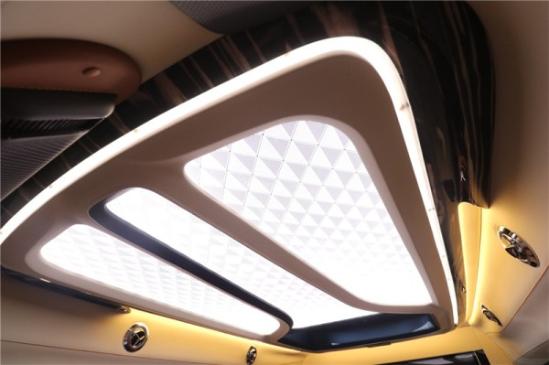 杭州奔驰威霆改装商务房车豪华内饰配置图片