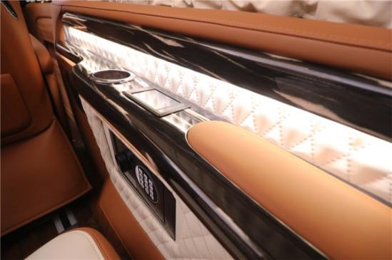 杭州奔驰威霆改装商务房车豪华内饰配置图片