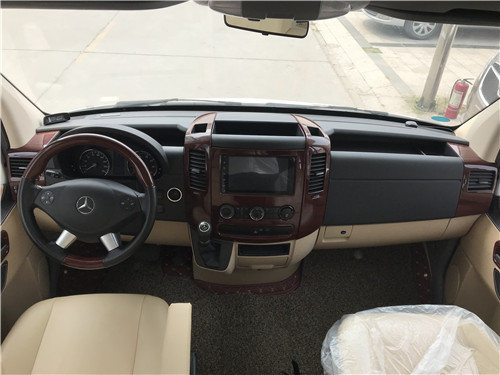 0e947f1ac4710bbf.jpg