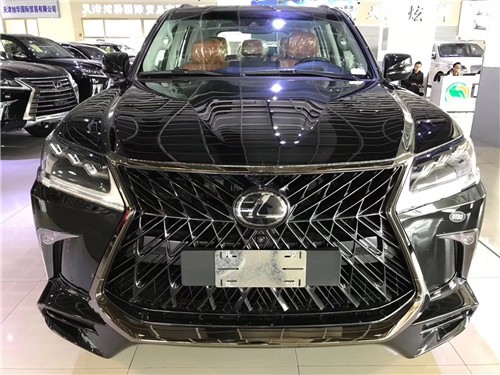 19款雷克萨斯LX570限量S黑曜版 低价热卖中