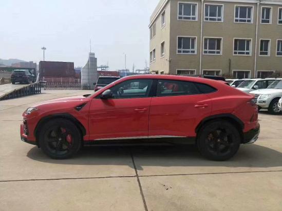 兰博基尼Urus 2019款SUV 气力取颜值并存