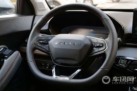 宝骏-宝骏RS-3-1.5L CVT  24小时在线豪华型  ￥8.98