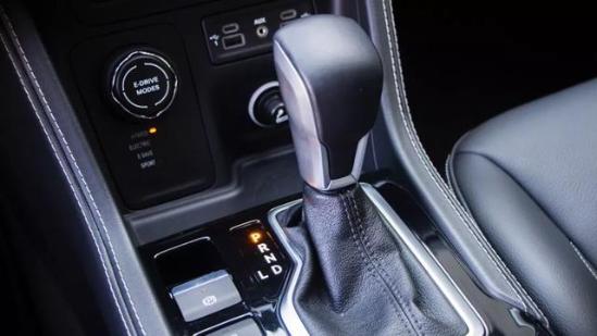 谁都有第一次“触电”的时候,试驾全新 Jeep指挥官PHEV