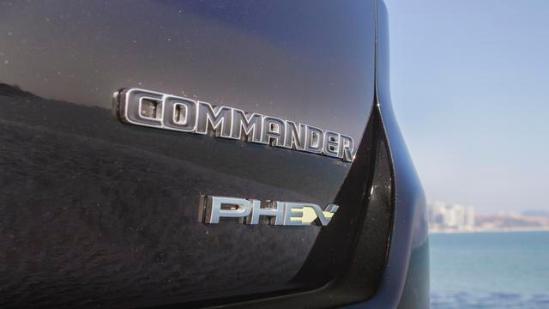 谁都有第一次“触电”的时候,试驾全新 Jeep指挥官PHEV