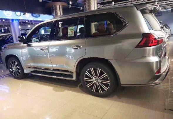 新款雷克萨斯LX570最为惹人瞩目的地方