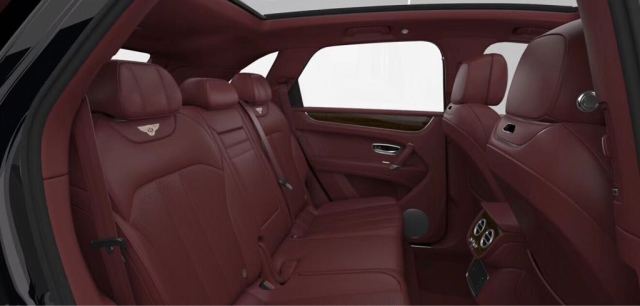 2019款宾利加越豪华顶级SUV 十仲春优惠