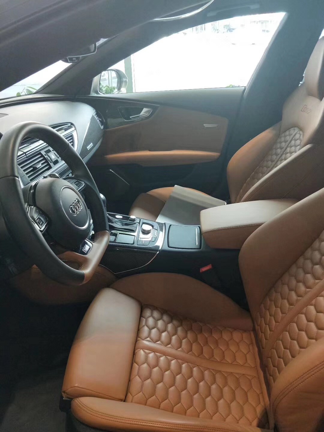 2016款奥迪RS7西装暴徒 家用性能豪华车