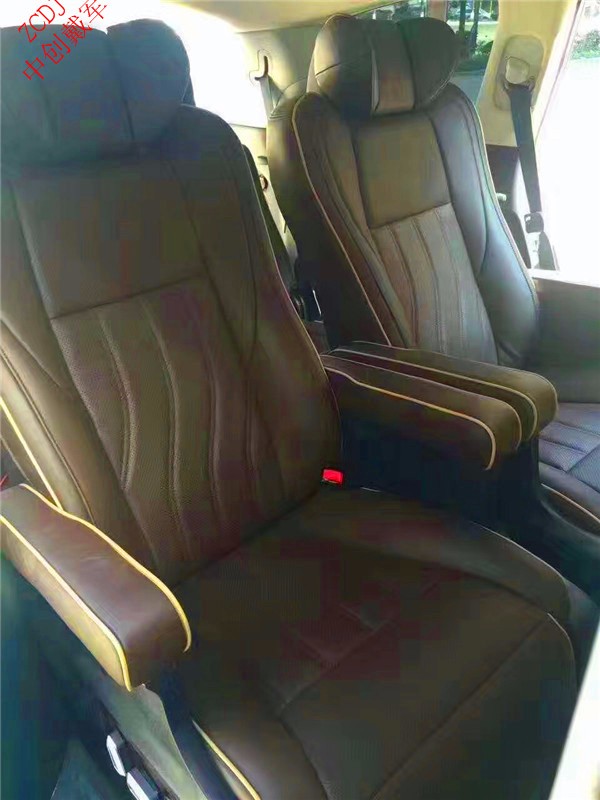 英菲尼迪QX80改装中排航空座椅真实图片