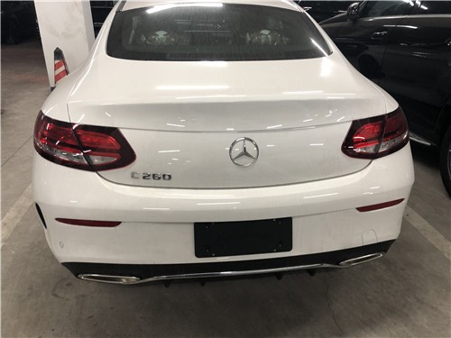 奔驰两门轿跑C260酷派女士手选C260coupe