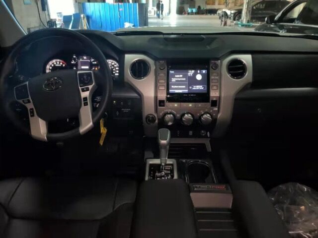 2019款丰田坦途TRD Pro 5.7 V8皮卡店内可