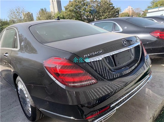 奔驰迈巴赫S450 十一月那里有卖四座版的现车？