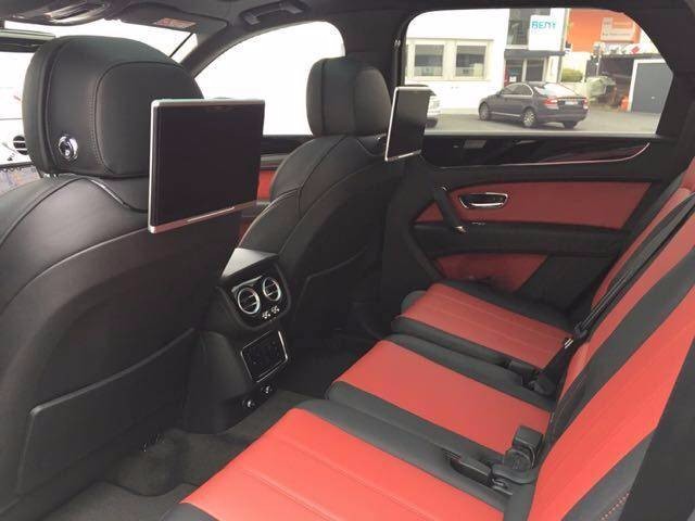 全新宾利添越顶级奢华SUV 港口现车报价