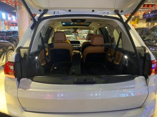 2020款宝马X7豪华版价格诱人 进口SUV畅销