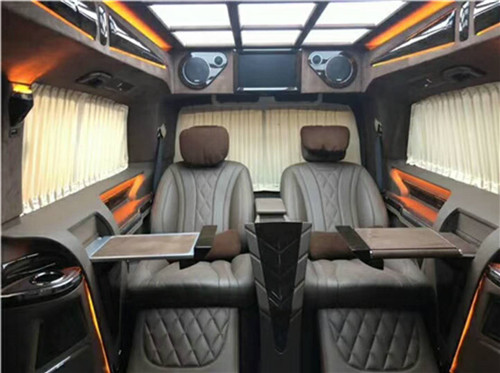 奔驰V260L改装迈巴赫VS680 国六现车价格