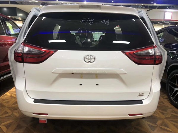 2020款加版塞纳LTD 性价比最高的MPV 最新