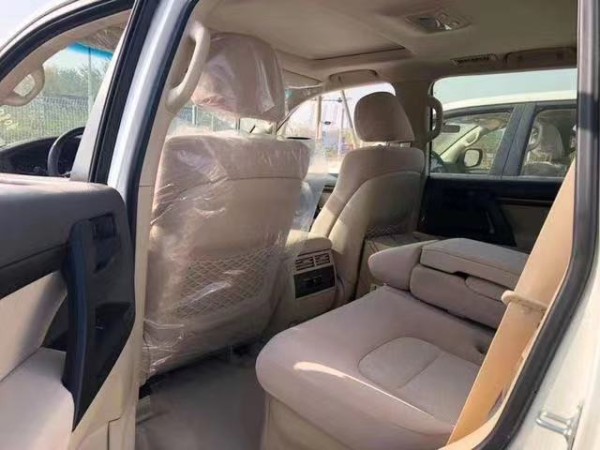 19款酷路泽4000大灯清洗版 最后三台好价