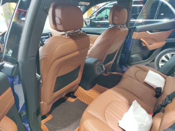 2020款玛莎拉蒂莱万特传奇品豪华SUV   