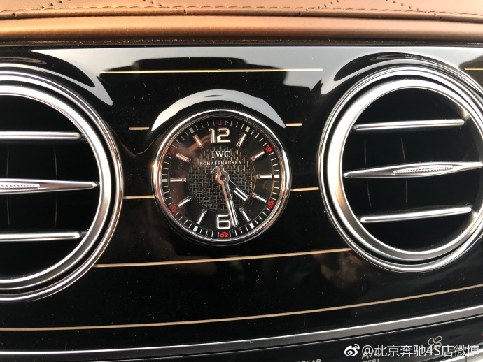 2020款奔驰S65 S63AMG 引领未来科技   