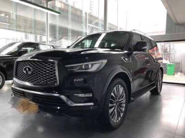 20款英菲尼迪QX80pro顶配SUV风靡全球  