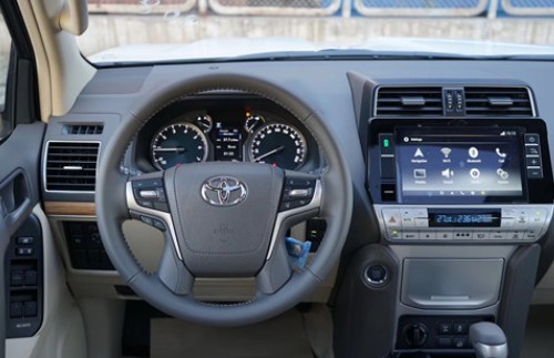 2020款丰田霸道4000店内现车 迪拜豪华SUV