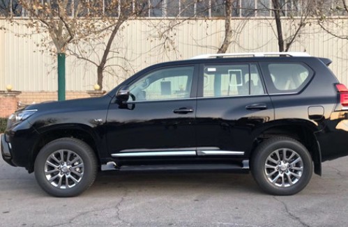 2020款丰田霸道4000店内现车 迪拜豪华SUV