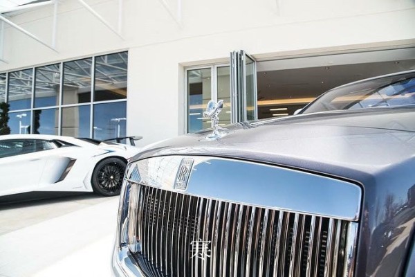 20款劳斯莱斯曜影出色动力性能价格直降