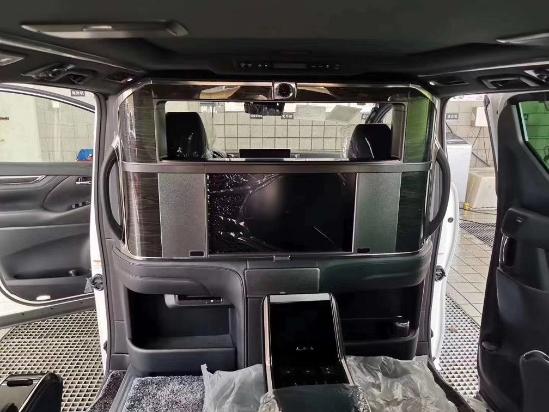 雷克萨斯lm300顶级mpv 现在预定 5月交车 无诚勿扰