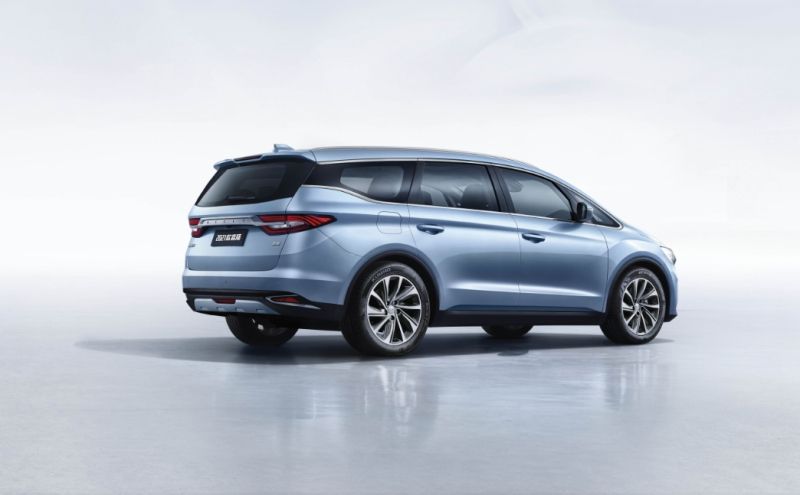 行业首款“0压舒适MPV” 2021款吉利嘉际曝光