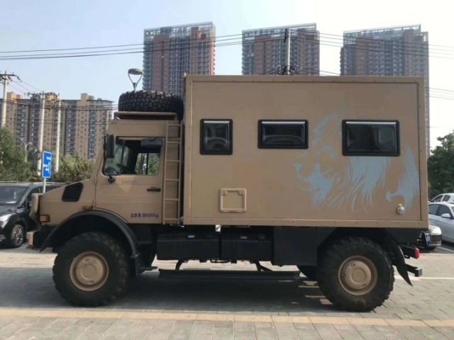 越野房车4X4乌尼莫克U4000最新款多少钱