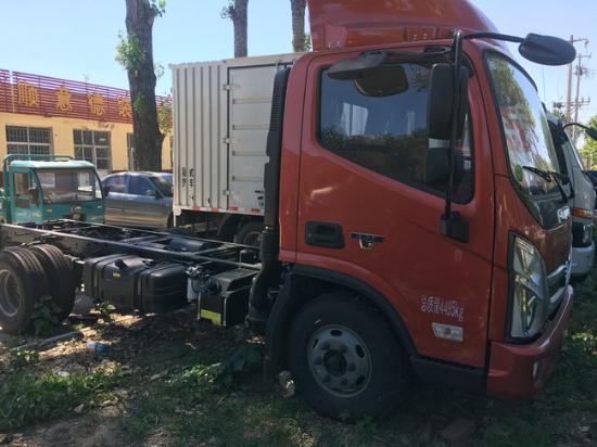 北京福田奥铃4米2宽体气刹轻卡厢式货车