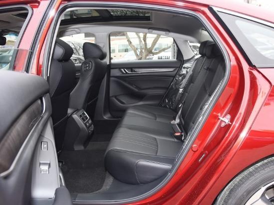 本田雅阁清仓甩卖白菜价格 十代雅阁最新优惠