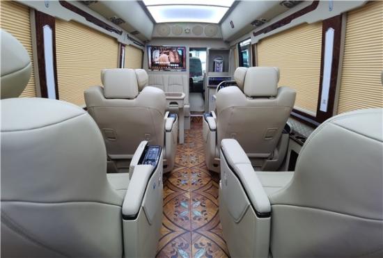 丰田考斯特原装车11座vip接待商务座   