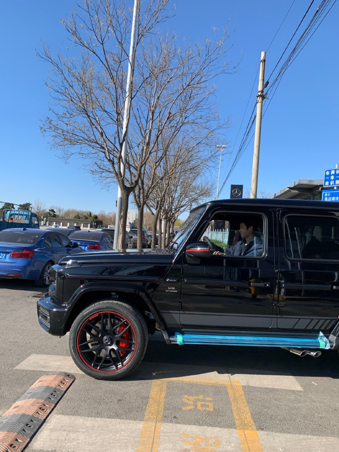 无畏劲行到底 先型特别版奔驰G63AMG   